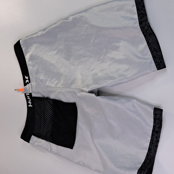 Hurley Board Shorts Men's Size 32 - Picture 10 of 16